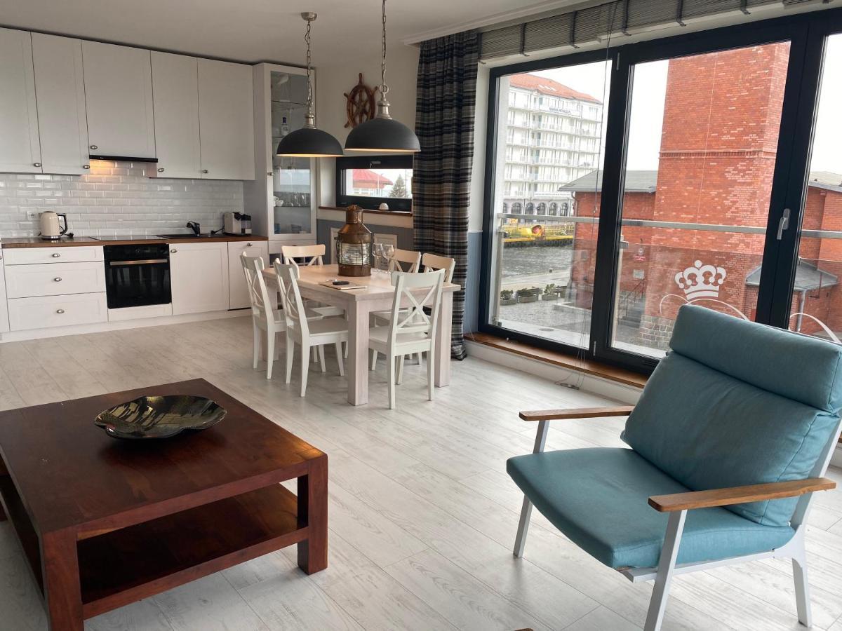 Apartament Blekitny Przy Latarni Darlowo Exterior photo